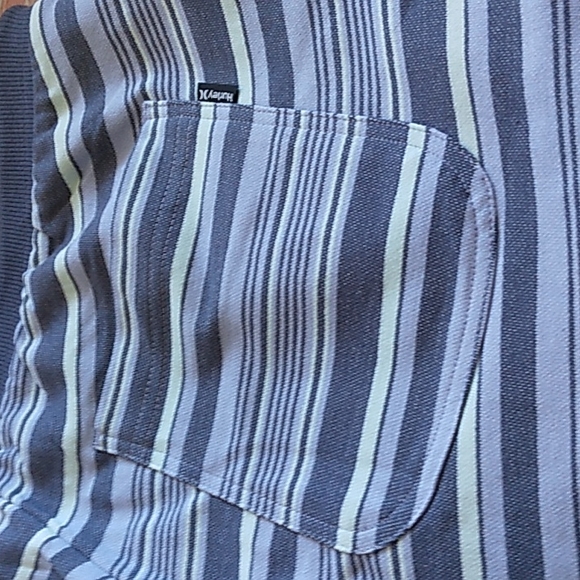 New, Men's Hurley Shorts - Picture 4 of 4